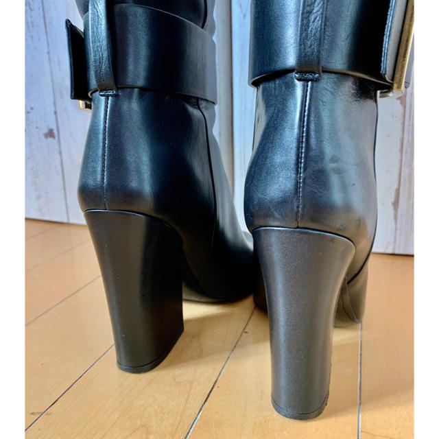 GUCCI - 白馬様専用 GUCCI本革ブラックレザーロングブーツバックル付