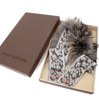 LOUIS VUITTON（マフラー/ショール）のフリマアイテム一覧