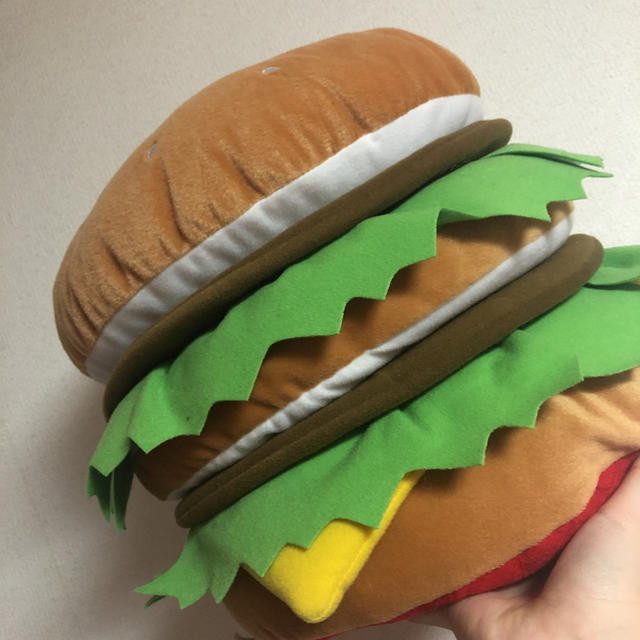 マクドナルド - ビックマッククッションの通販 by かめ's shop