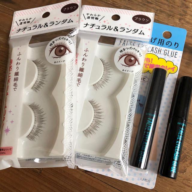 セリア つけまつげ・つけまつげ用のりの通販 by yoshimu's shop｜ラクマ