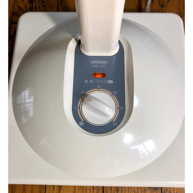 OMRON オムロン 赤外線治療器 HIR-220 の通販 by プロフ/カナタ's shop