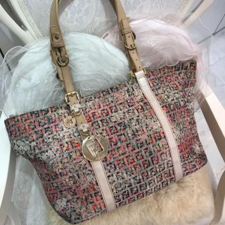 FENDI（花柄 ・ トートバッグ）のフリマアイテム一覧