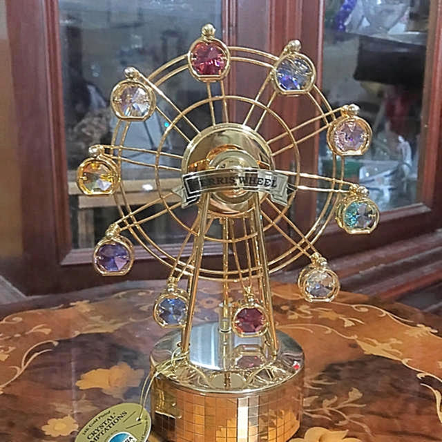 SWAROVSKI - 海外製スワロフスキー使用24G観覧車オルゴール新品の通販