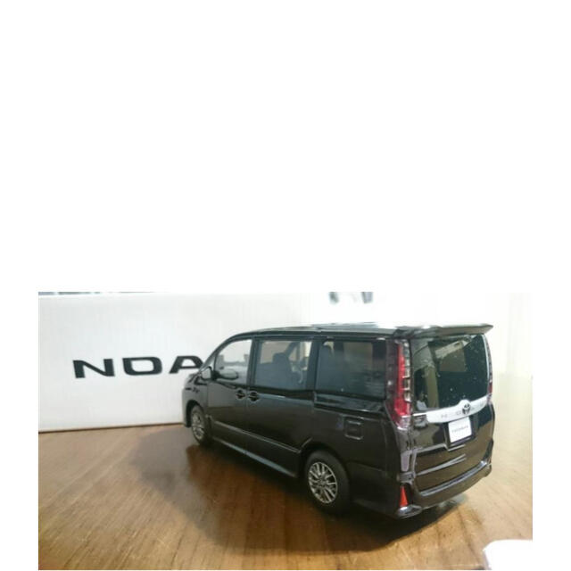 トヨタ - トヨタ ミニカー 非売品 ノア80 Si前期ボルドーマイカの通販