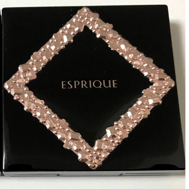 ESPRIQUE - エスプリーク アイシャドウケース付2色セットの通販 by