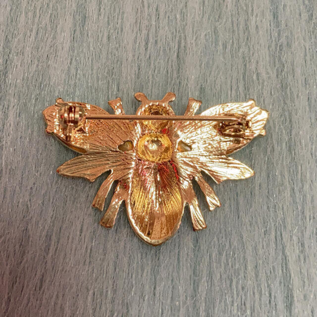 Lochie - ヴィンテージ 蜂モチーフブローチの通販 by shop ｜ロキエ