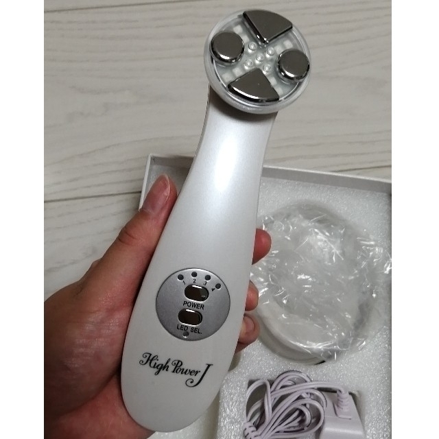 7月SALE【新品】ジェイエステ ハイパワーJ 美顔器の通販 by みかん's