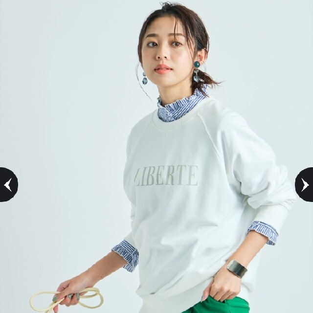 JUSGLITTY - ジャスグリッティー☆ロゴスウェットの通販 by ちょこ's