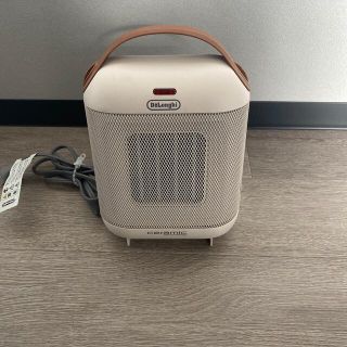 DeLonghi - デロンギ セラミックファンヒーター アイボリーホワイトの