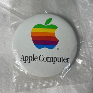Apple（バッジ/ピンバッジ）のフリマアイテム一覧