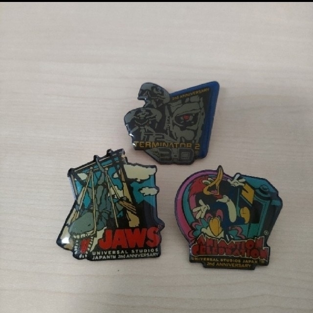 レトロ USJ 非売品 ピンバッジ 3個セット ジョーズ ターミーネーターの
