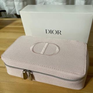 Christian Dior（メイクボックス）のフリマアイテム一覧