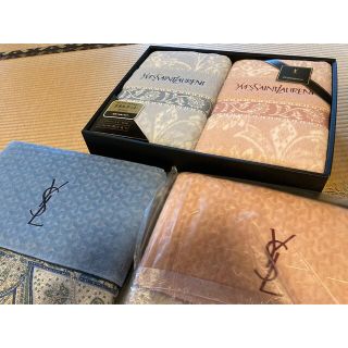 SAINT LAURENT（布団）のフリマアイテム一覧