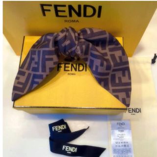FENDI（バレッタ/ヘアクリップ）のフリマアイテム一覧