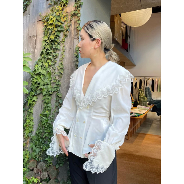 mame - FETICO FLORAL EMBROIDERED BLOUSE 専用出品の通販 by ローズ