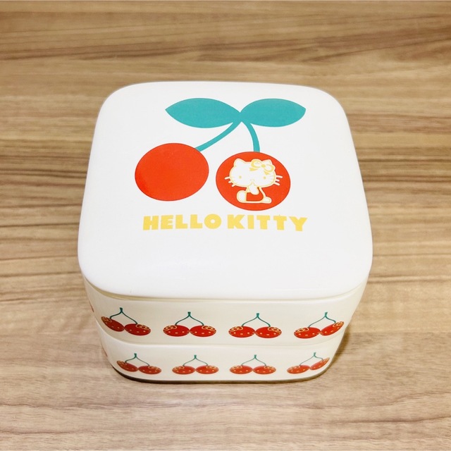 サンリオ - 【超美品】ハローキティ 重箱 小物入れ 陶器 キッチン