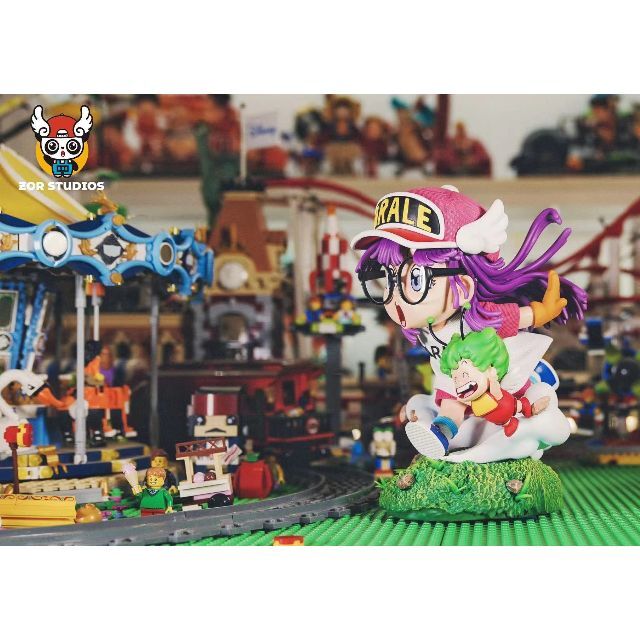 Dr.スランプ アラレちゃん 走る ガレージキット 塗装済み完成品