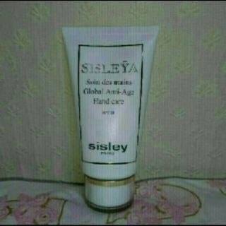Sisley（ハンドクリーム）のフリマアイテム一覧
