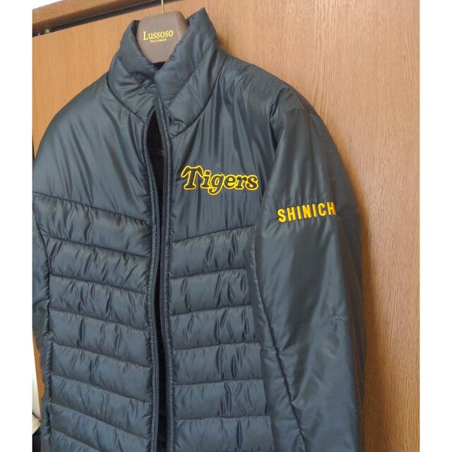 MIZUNO - 阪神タイガースダウンジャケットLサイズの通販 by