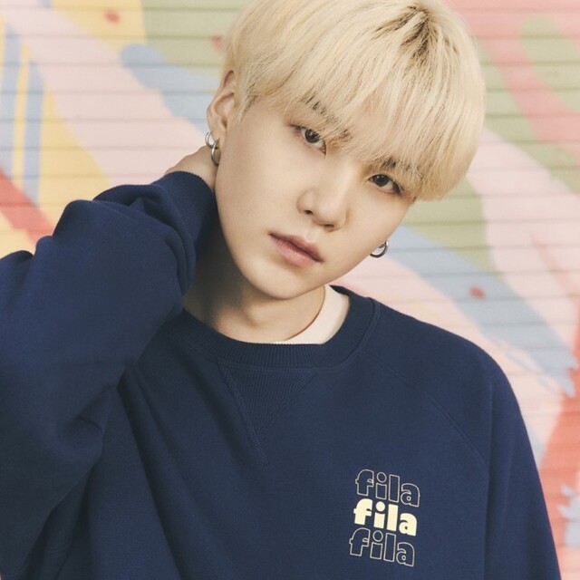 FILA - ユンギ着用デザイン BTS FILA ダイナマイト コラボ トレーナー