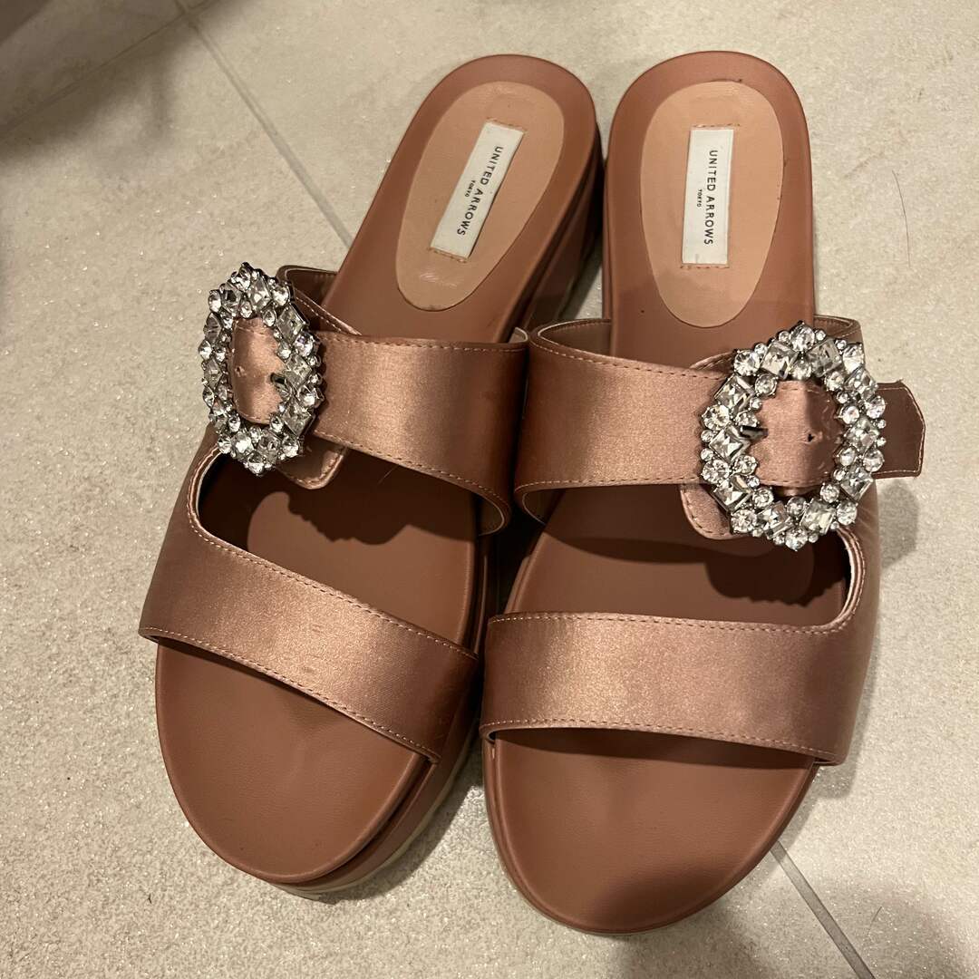 UNITED ARROWS - サテンビジューサンダル38 ユナイテッドアローズの