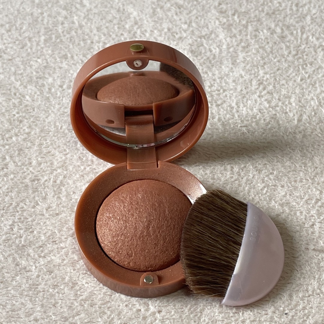 bourjois - ブルジョワ チークの通販 by さくら's shop｜ブルジョワ