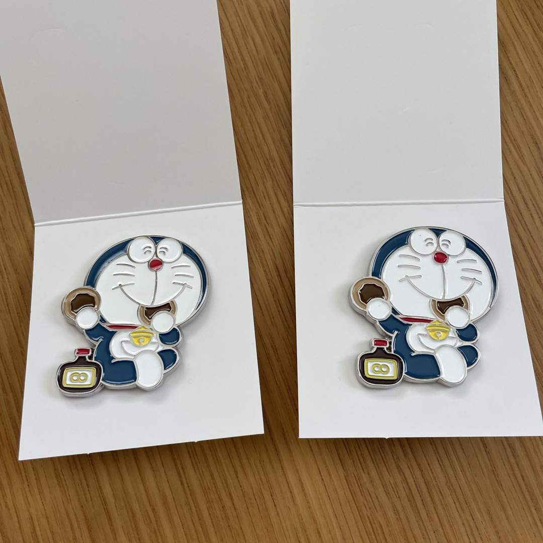 専用】ドラえもん ピンバッジの通販 by s｜ラクマ