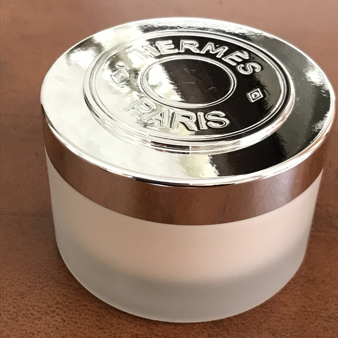 HERMES - エルメス クレーム デ メルヴェイユ 200ml ボディークリーム