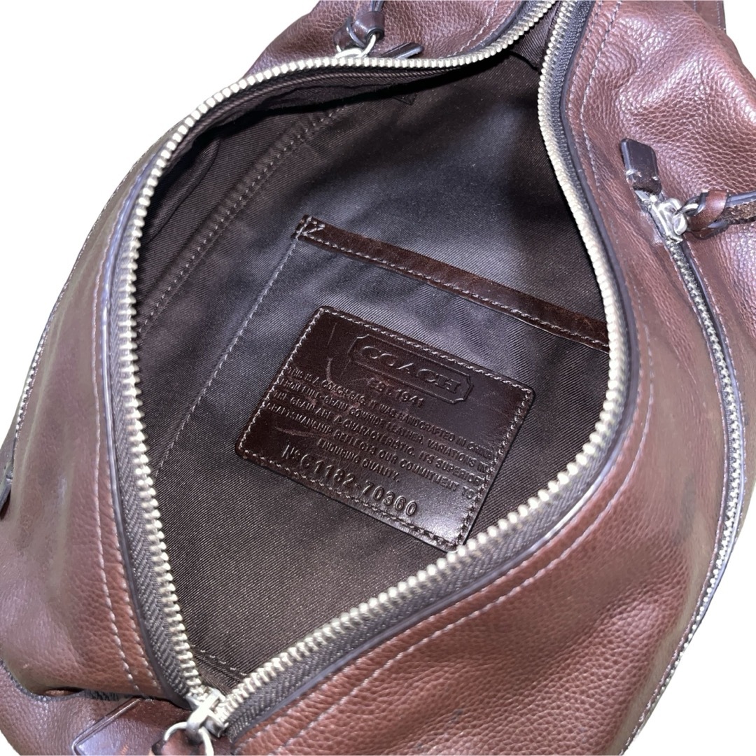 COACH - コーチ ボディバッグ トンプソン ロゴ型押し スリングバッグ