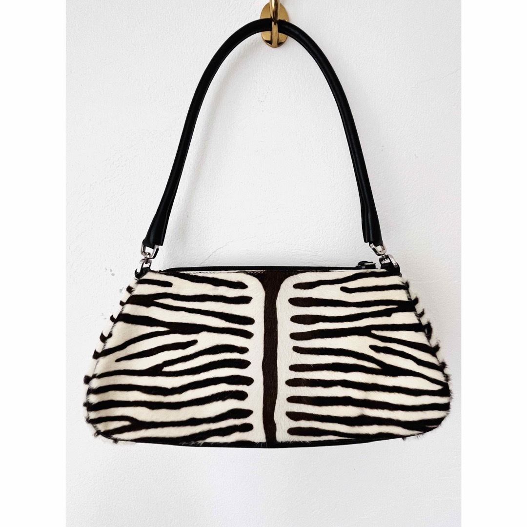 PRADA - PRADA ハラコ ショルダーバッグ ゼブラ柄の通販 by Maggie's