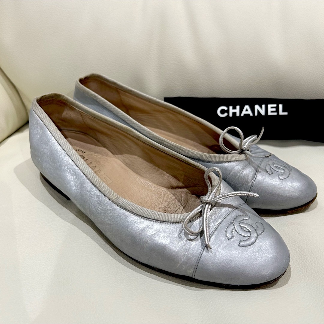 CHANELシャネル フラットシューズ CHANEL シルバー バレエシューズ 38