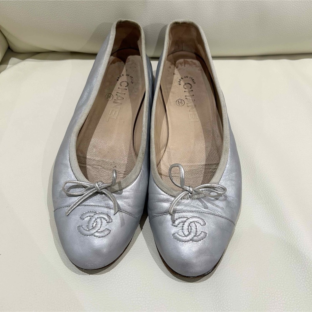 CHANELシャネル フラットシューズ CHANEL シルバー バレエシューズ 38
