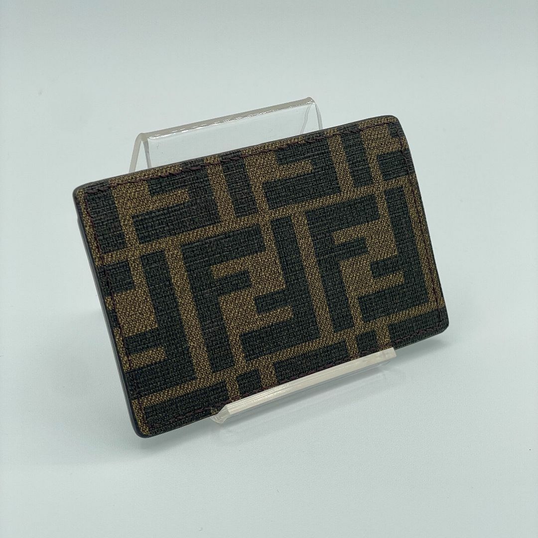 FENDI - 極美品 FENDI フェンディ カードケース ズッカ柄の通販 by Re
