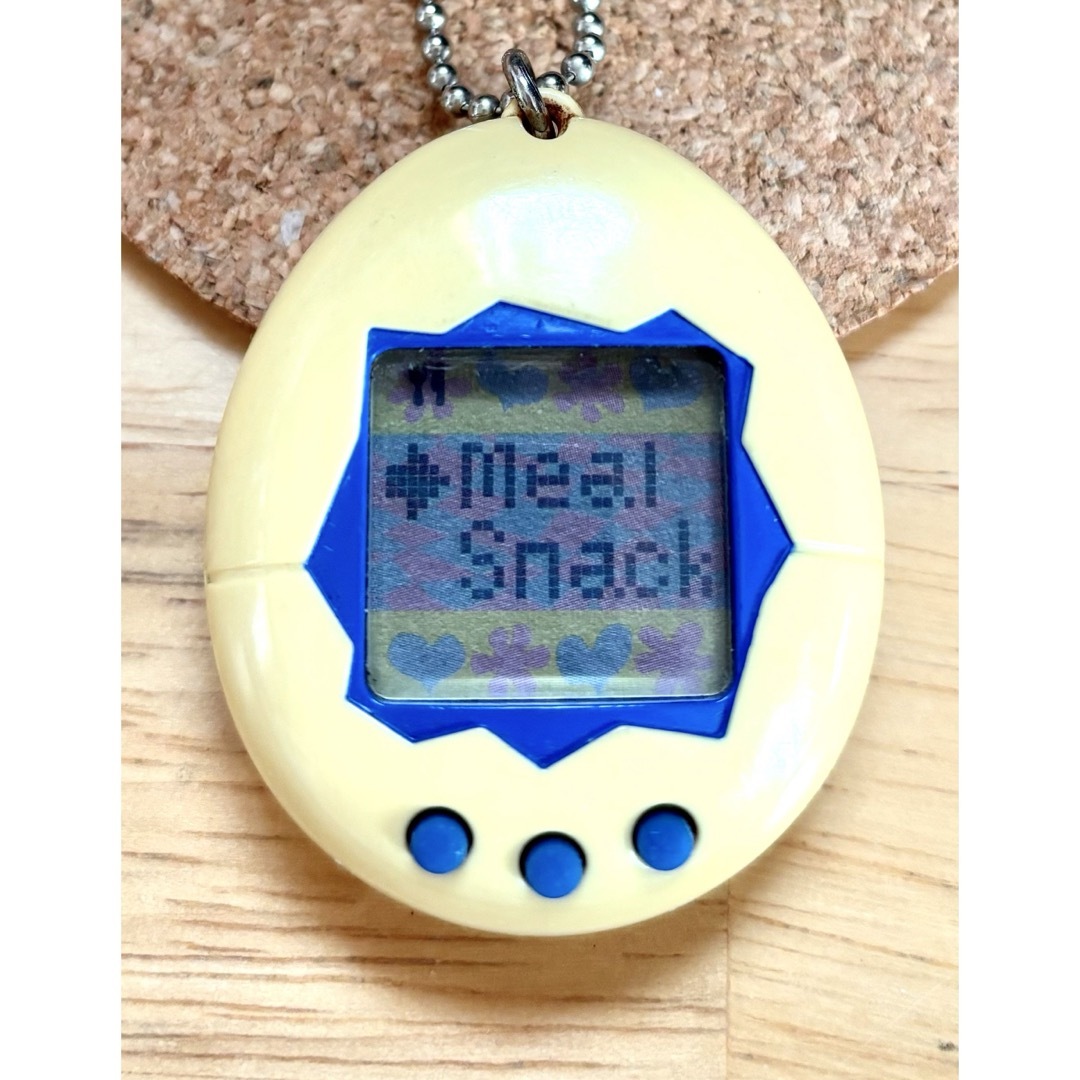 BANDAI - 英語版 BANDAI たまごっち 1997 白青 動作確認済の通販 by