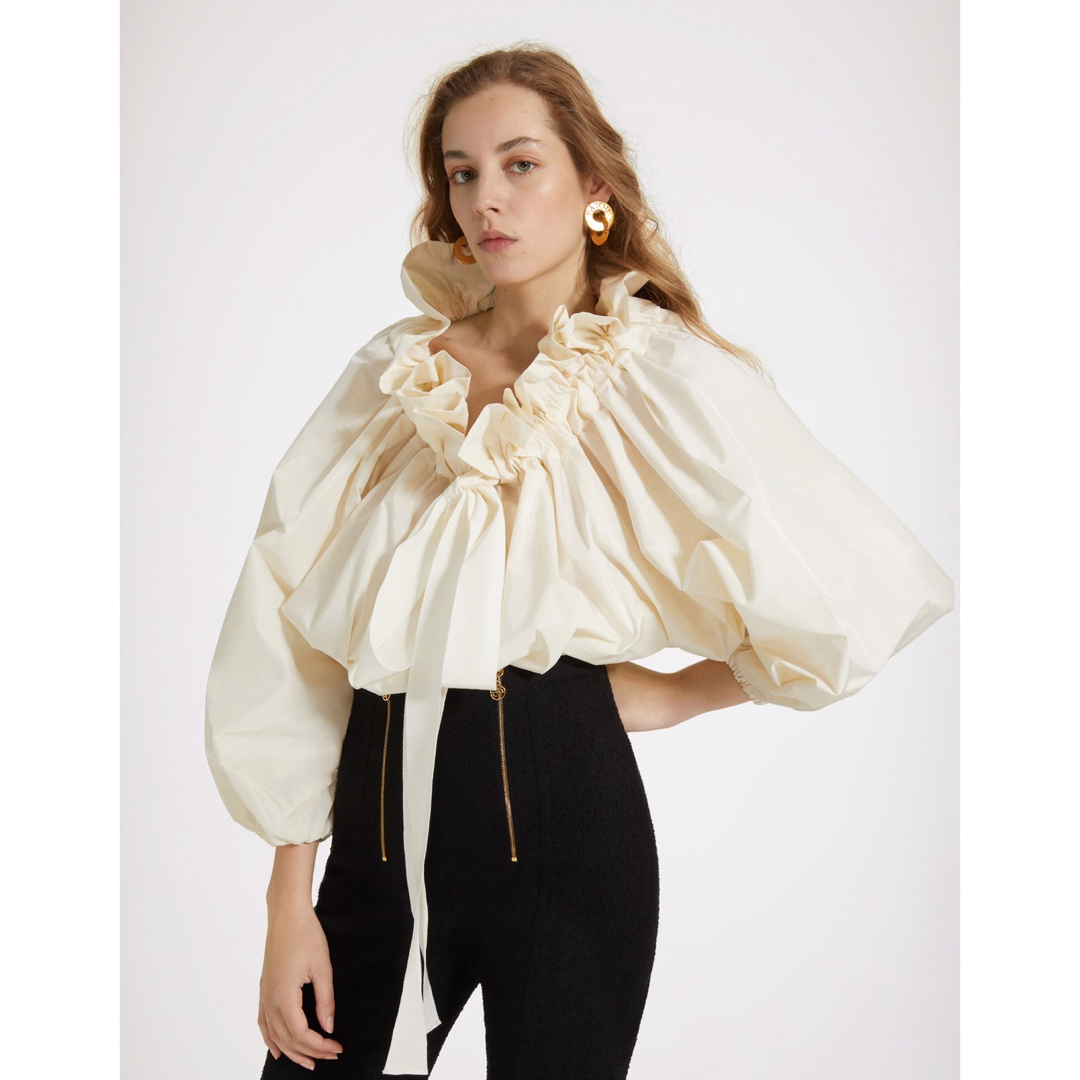 ♦︎PATOU♦︎パトゥ パトゥ/PATOU レースカッティング長袖シャツ