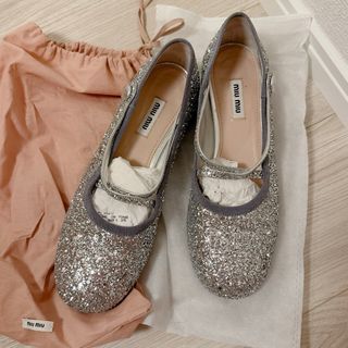 MIU MIU（バレエシューズ）のフリマアイテム一覧