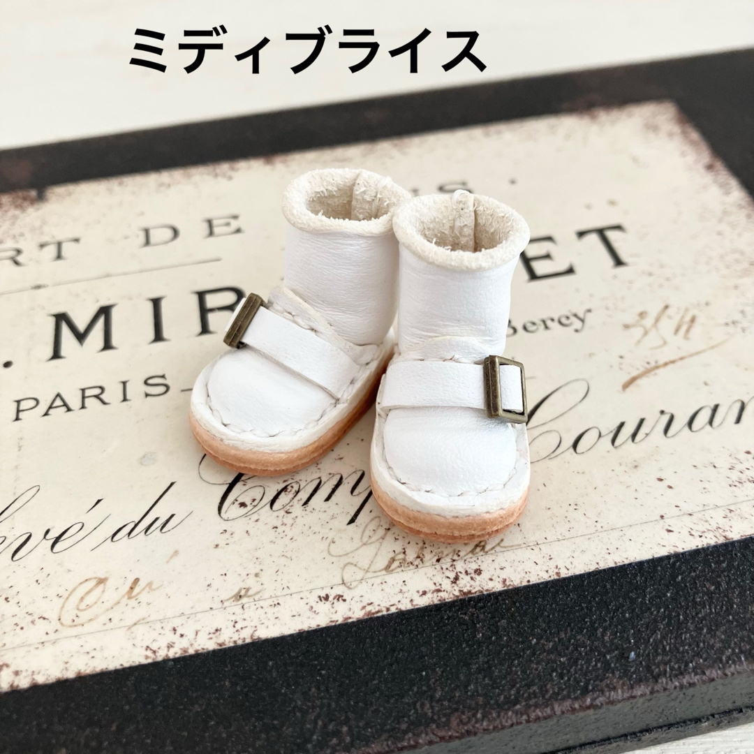 ミディブライス 靴 ミディちゃんの靴を買いました♪オビツ11サイズの