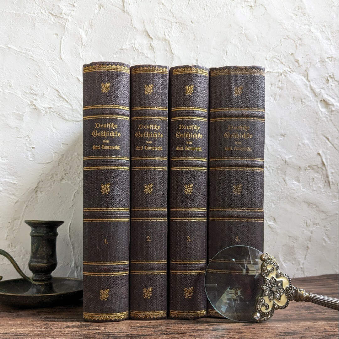 1920年 重厚感あふれる♪アンティーク本4冊セット ヨーロッパ調