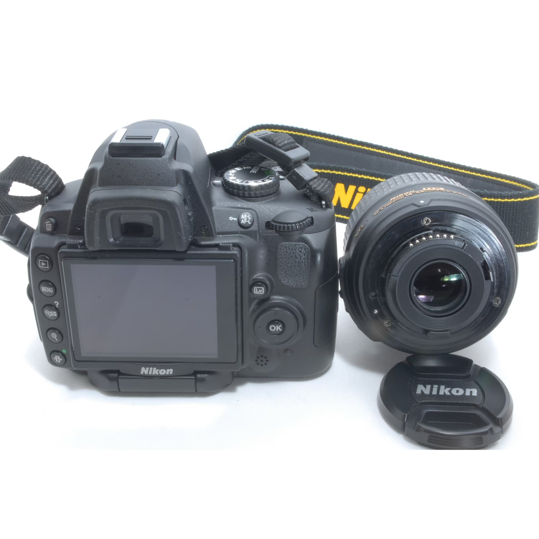 ニコン Nikon D5000❤スマホ転送OK❤動画撮影・自撮り可❤手振れ補正付