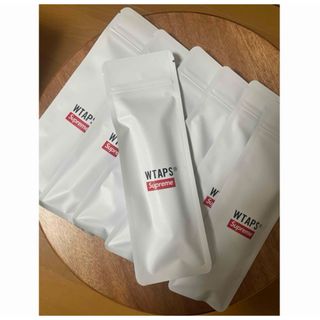 Supreme（お香/香炉）のフリマアイテム一覧