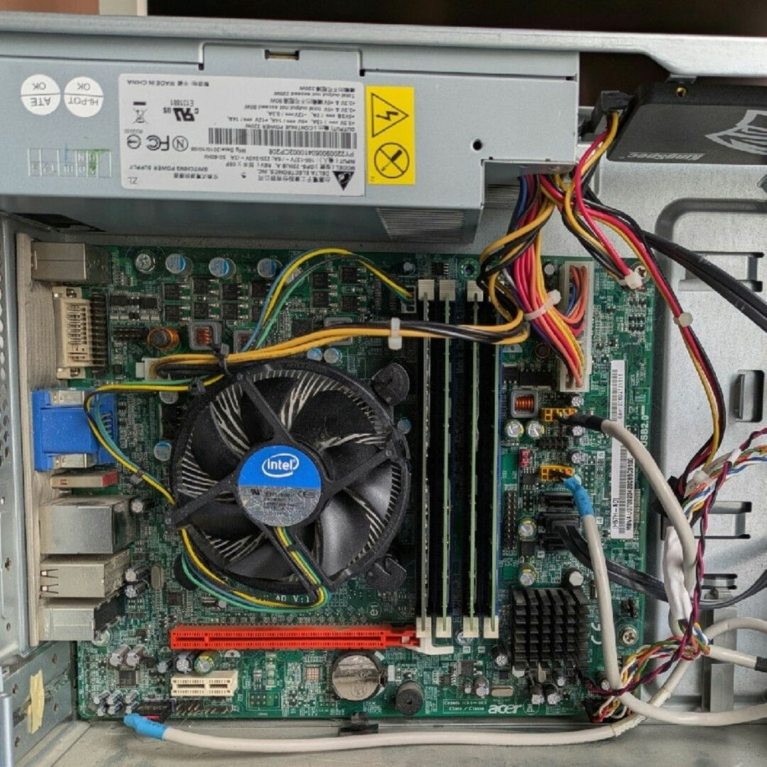 №123、スリムPC、Win11、i3_550、M12GB、SSDの通販 by yakisoban's