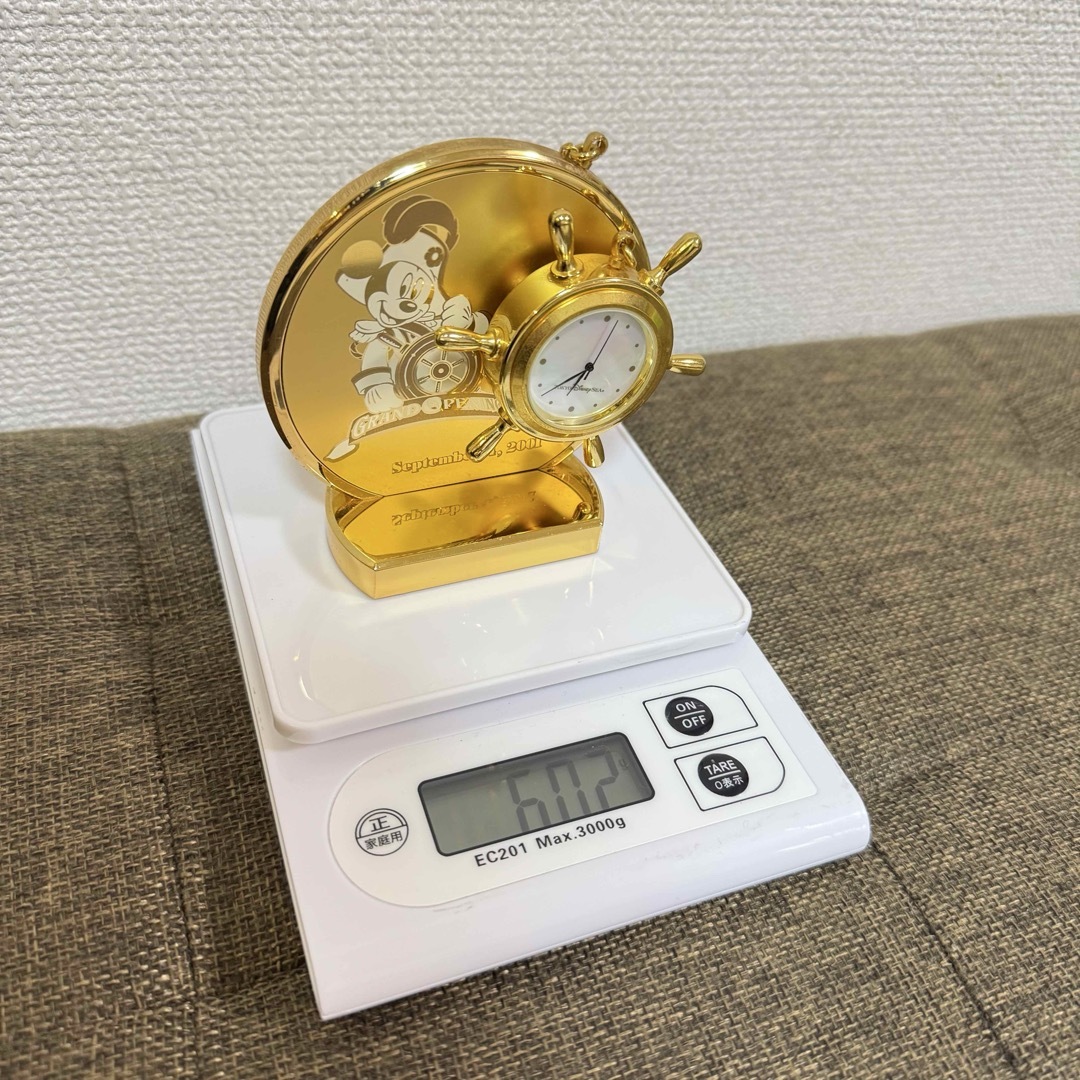 値下げ】東京ディズニーランド 2000年ミレニアム記念限定懐中時計