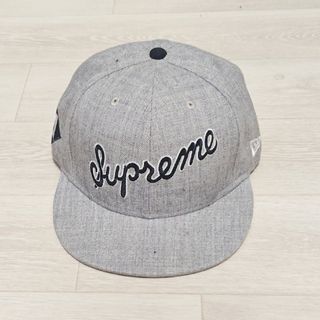 Supreme（キャップ ・ グレー/灰色系）のフリマアイテム一覧