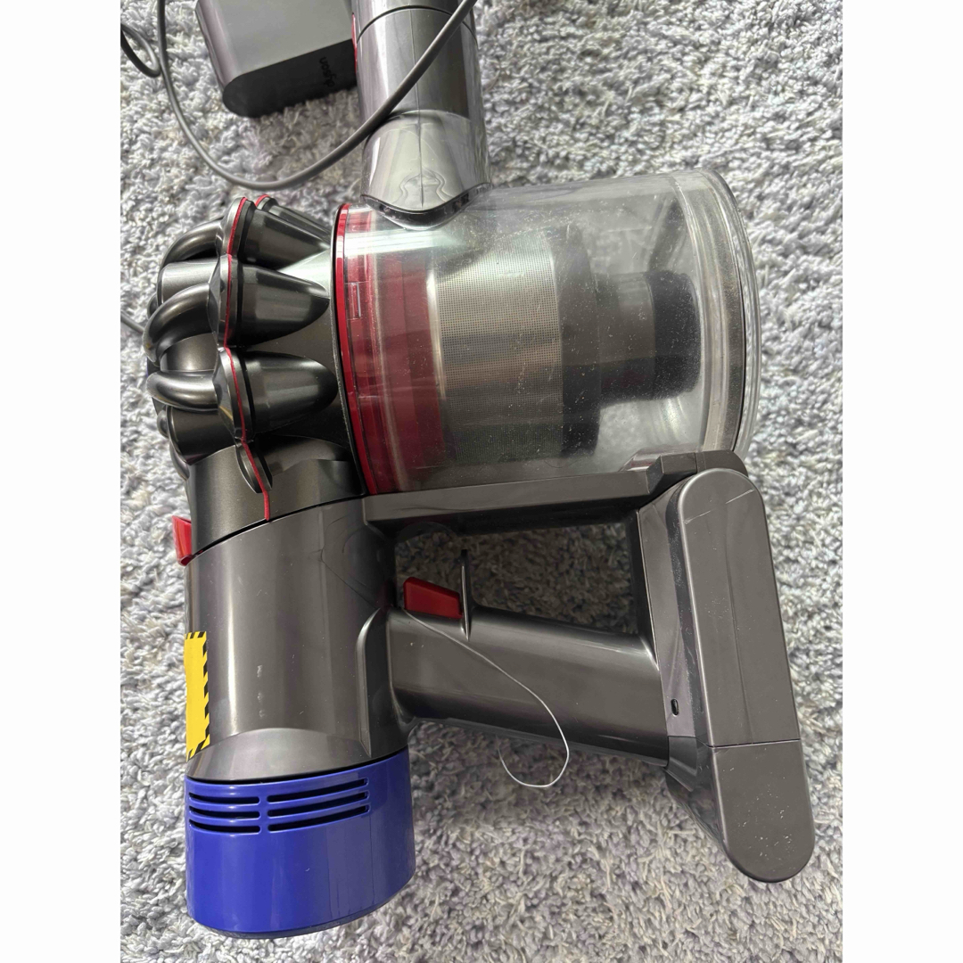Dyson - 一部訳あり ダイソン V7 Slim dyson コードレス掃除機 充電器