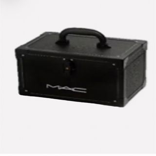 MAC（メイクボックス）のフリマアイテム一覧