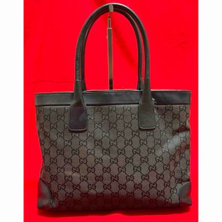 GUCCI - 美品 GUCCI グッチ ブラック 黒 ゴールド金具 GGキャンバス