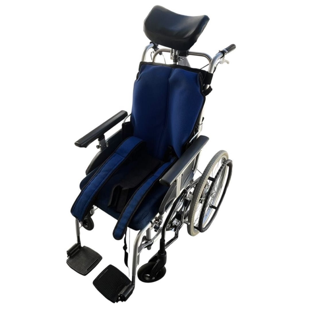 Nissin 車椅子 介助・自走兼用 多機能型 車いすの通販 by nakamiya｜ラクマ