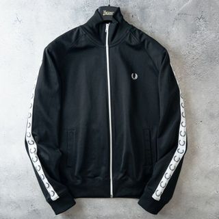 FRED PERRY（ジャージ）のフリマアイテム一覧