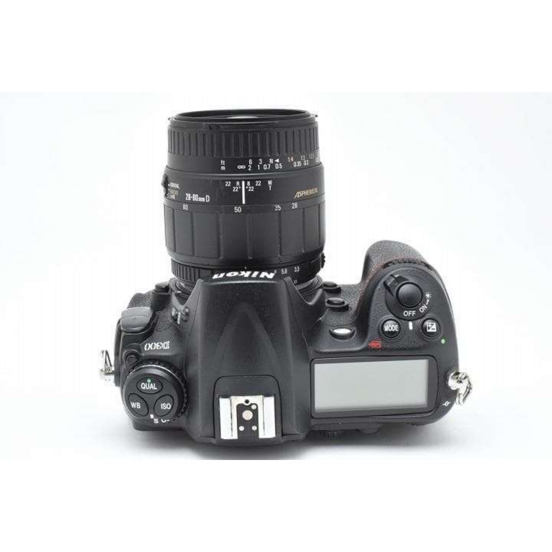 Nikon - 15653F ☆特価品☆ Nikon D300 標準ズームレンズ 付 ニコンの