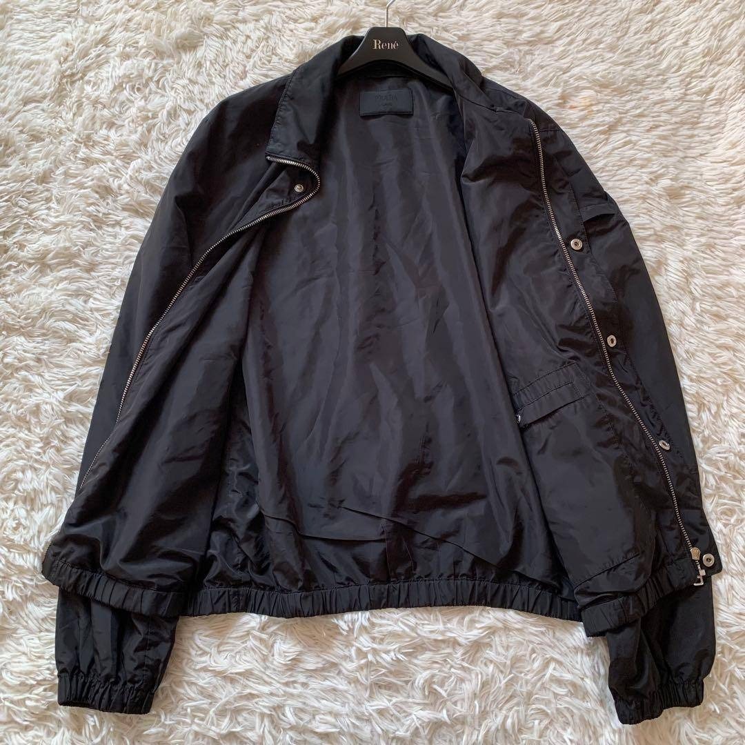 PRADA - 極美品✨プラダ 2022 ジャケット ナイロン 三角ロゴ 黒